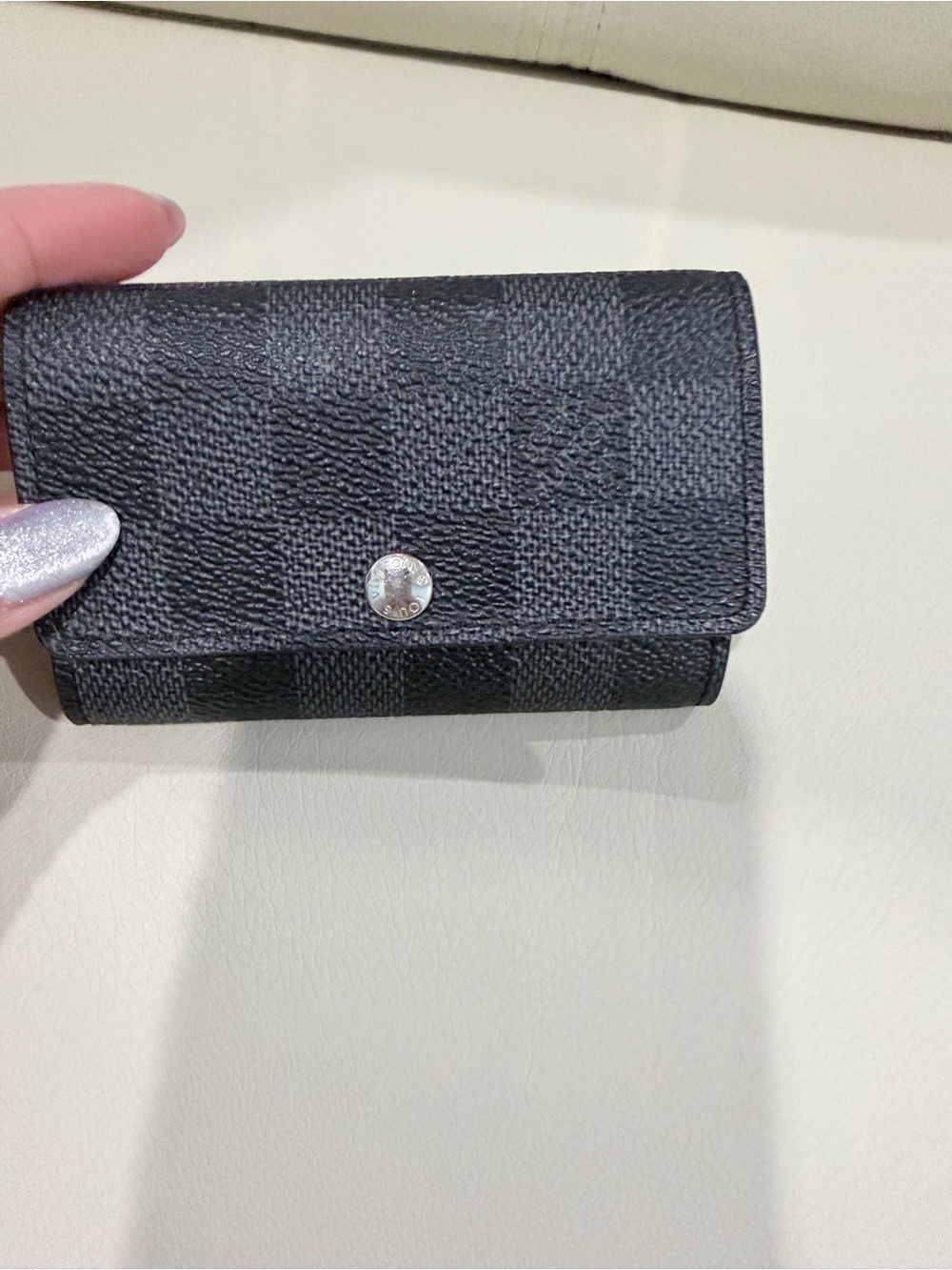 Stylish Black Checkered Leather Fold Wallet for Women
